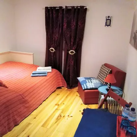 Casa Santa Clara 게스트하우스 3*